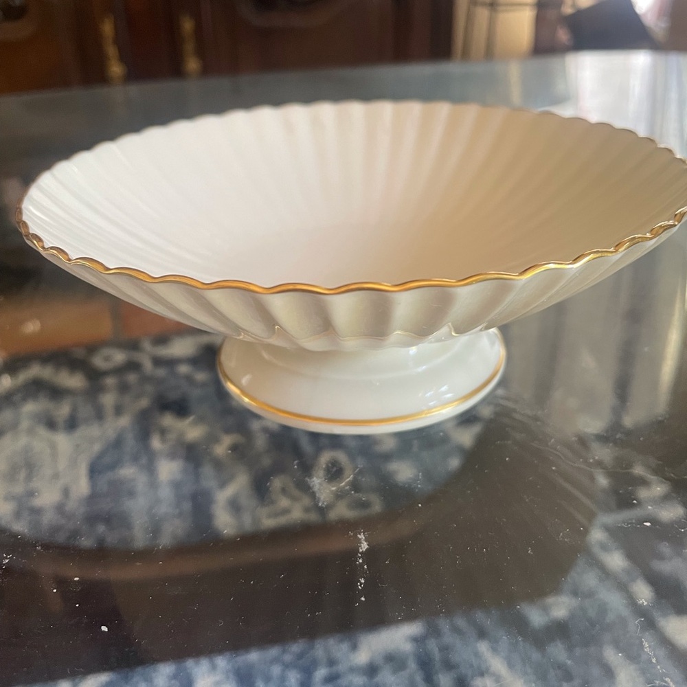 Lenox White and Gold Scalloped Candy Dish
